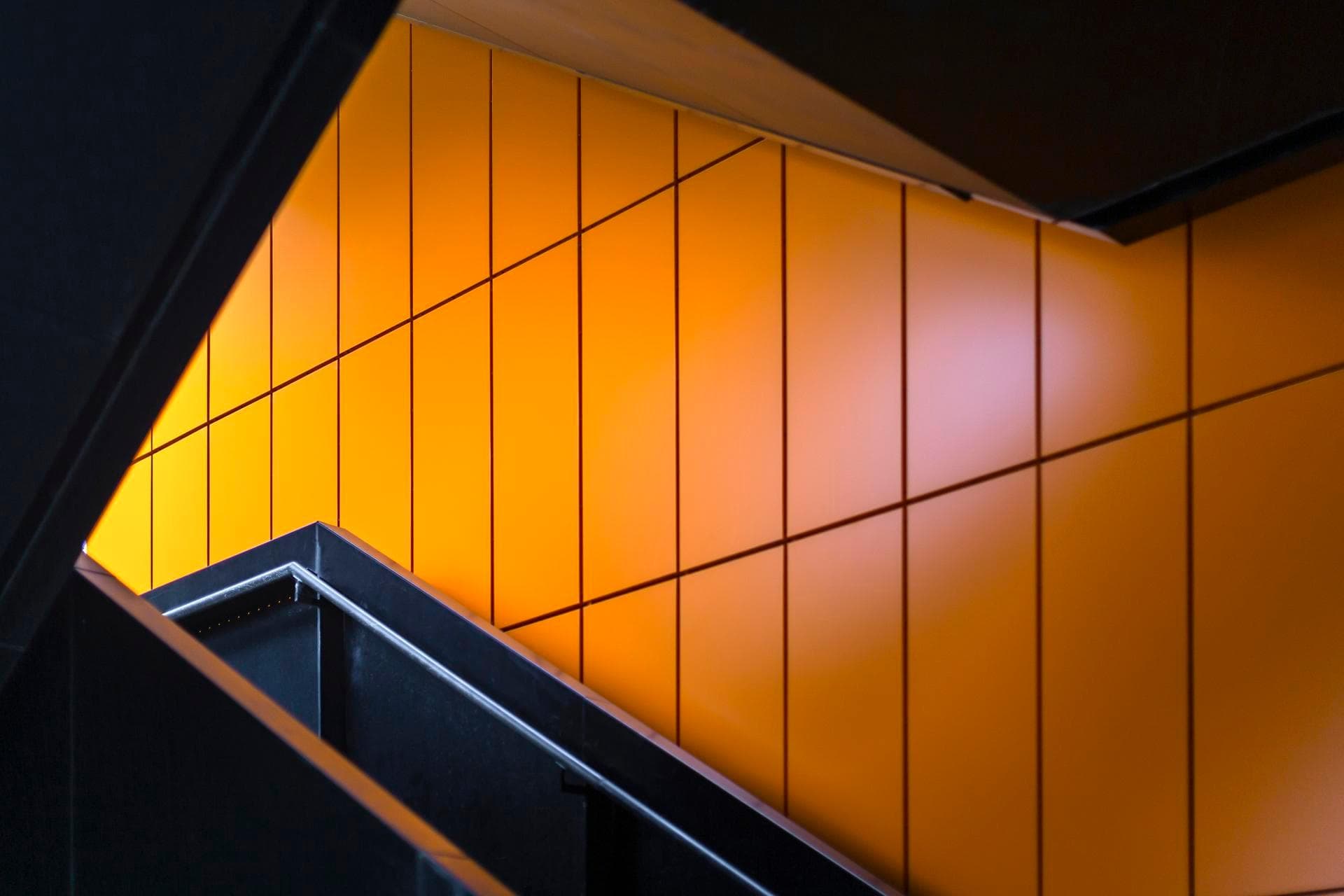 Campus entry framed by ALPOLIC™ NC/A1 aluminium cladding and concrete elements