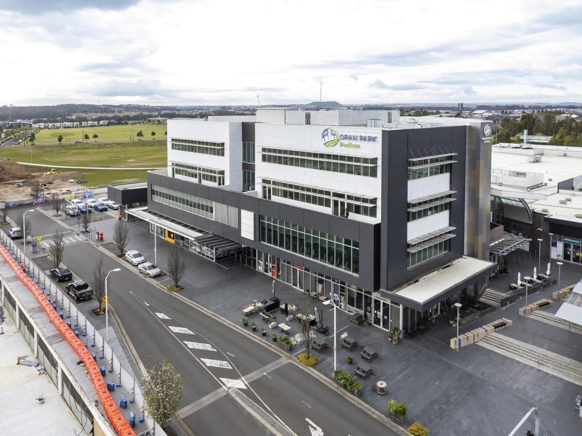 Mitsubishi ALPOLIC NC/A1 DtS non-combustible aluminium composite cladding cladding on façade of the Oran Park Town Center in Oran Park, NSW.