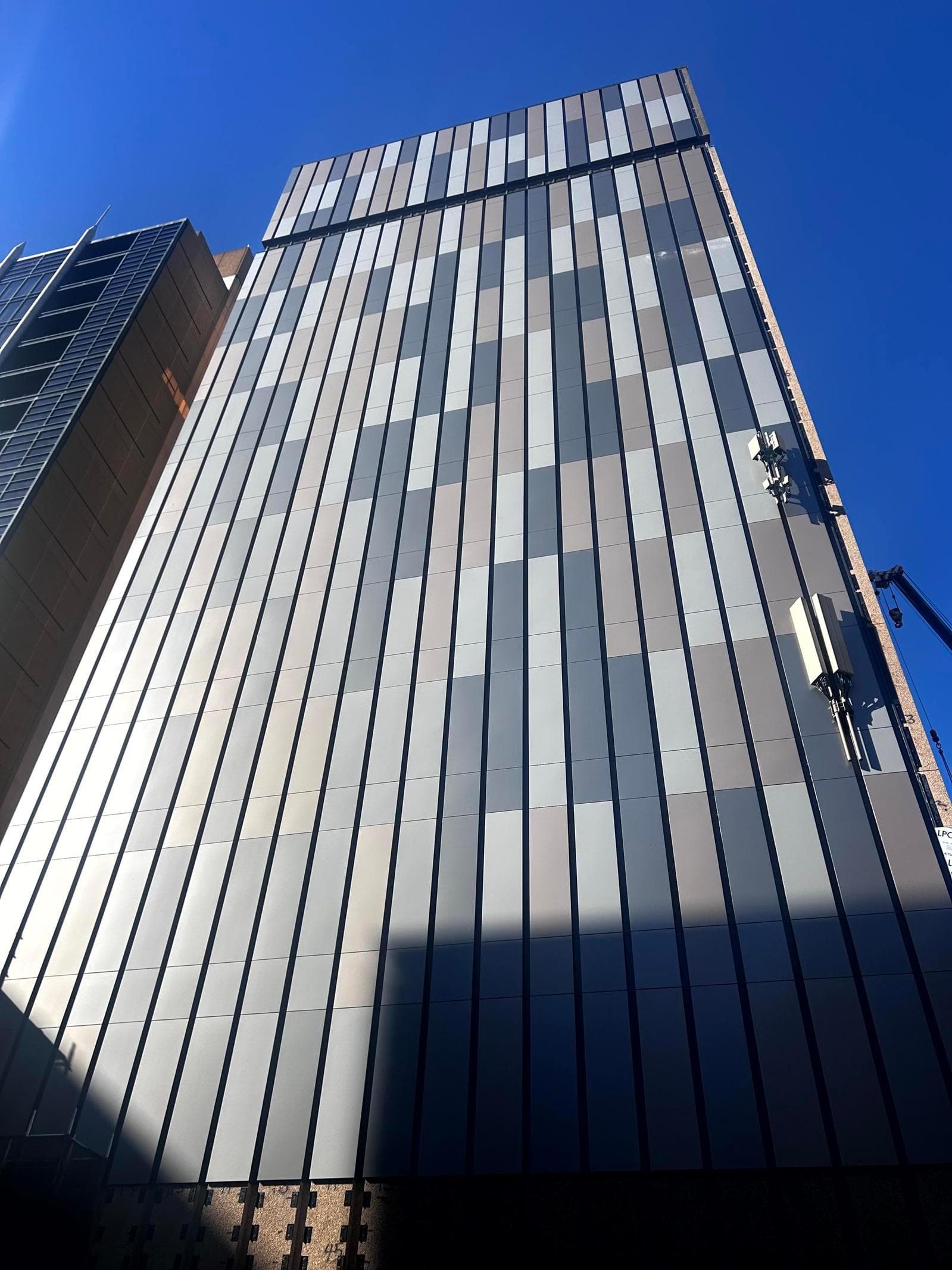 Telstra Data Exchange Waymouth reclad with ALPOLIC™ NC/A1 metallic aluminium façade, South Australia